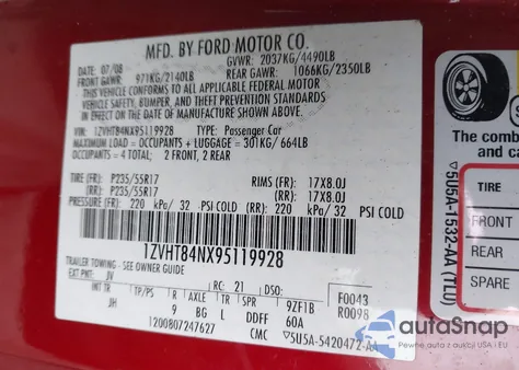 2009 Ford Mustang V6/V6 Premium z USA, uszkodzony, nr VIN 1ZVHT84NX95119928